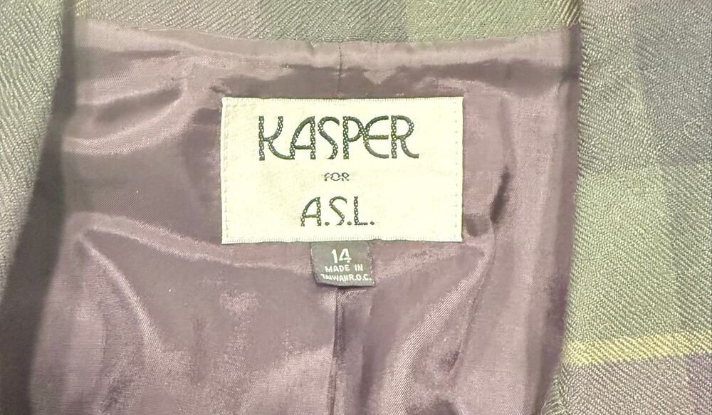 Kasper - Picture 11 of 11